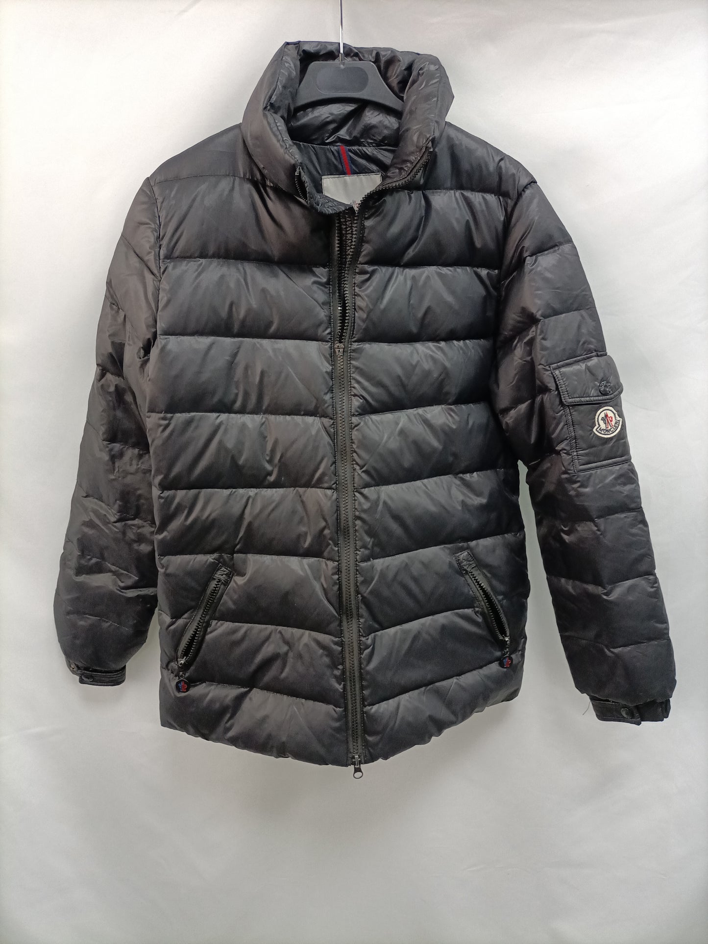 MONCLER. Plumas negro T.S (tara)