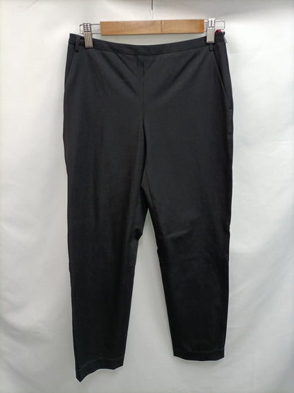 PRADA. Pantalón licra negro T.38