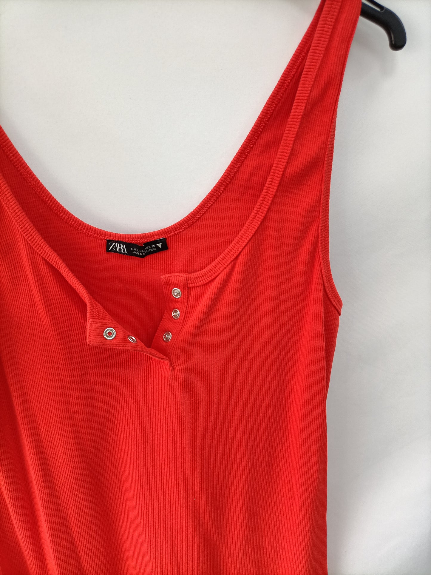 ZARA. Vestido corto rojo  T.l