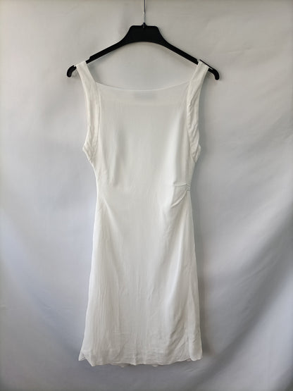 PURIFICACIÓN GARCÍA. Vestido blanco tirantes