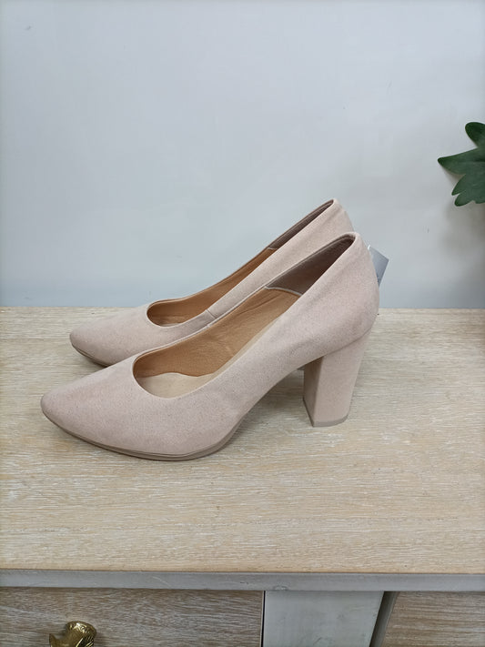 CHAMBY CONFORT. Zapatos de vestir nude T. 37