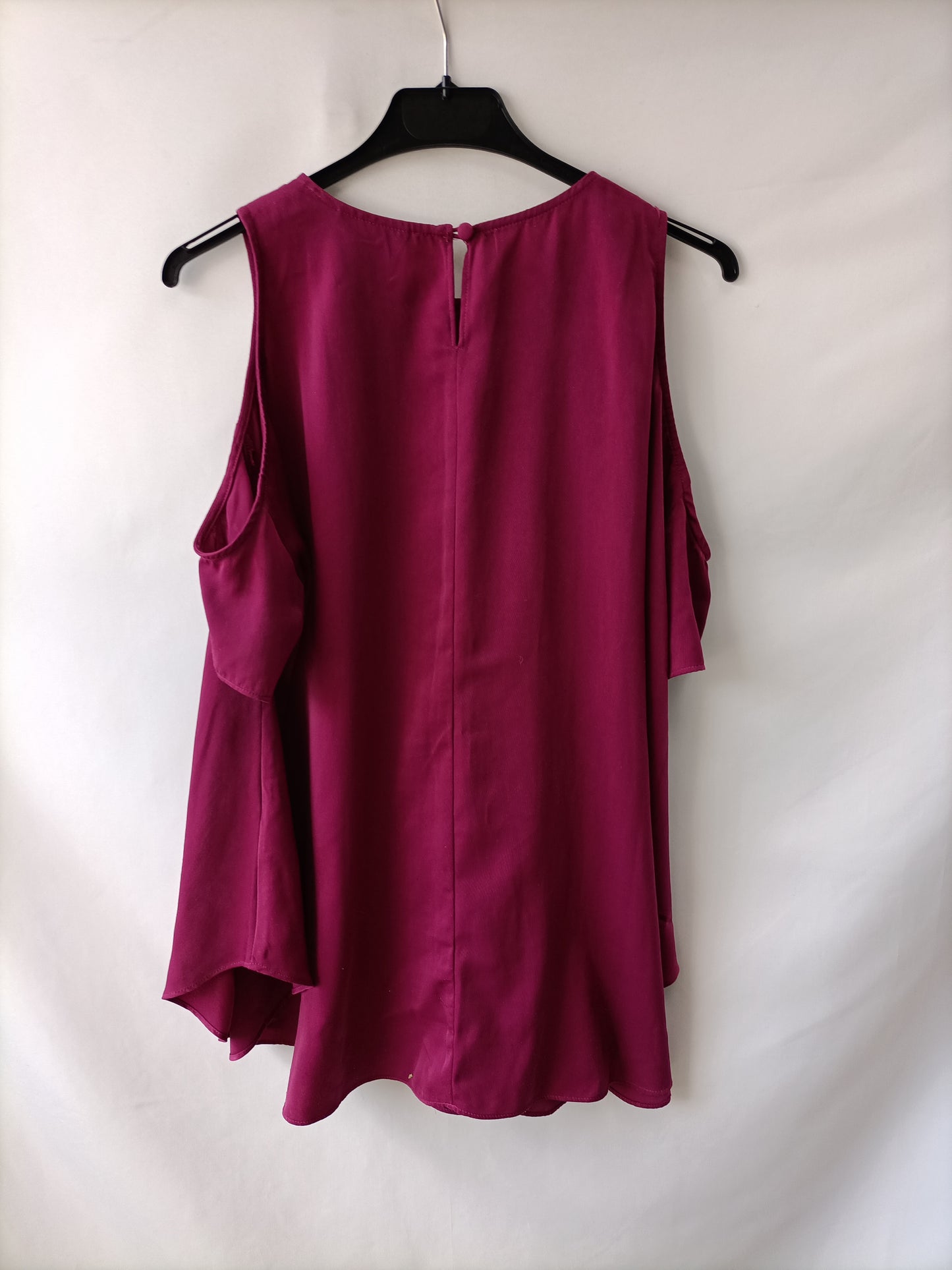 ASOS. Top morado mangas T.32