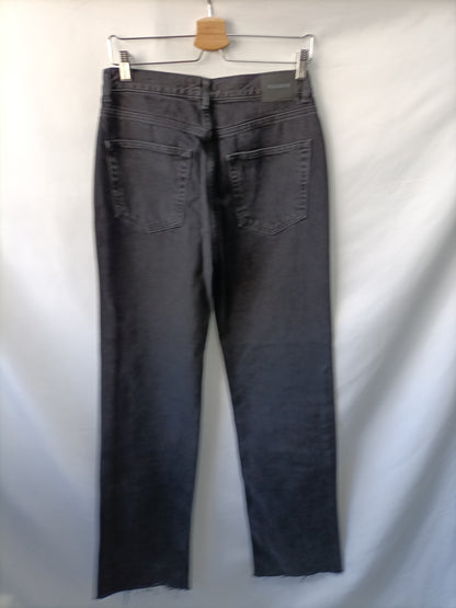 PULL&BEAR. Pantalón recto denim T.40