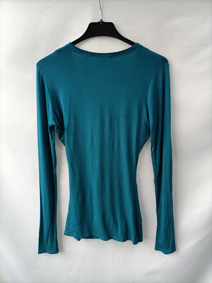 TAHARI. Top cruzado talla XS