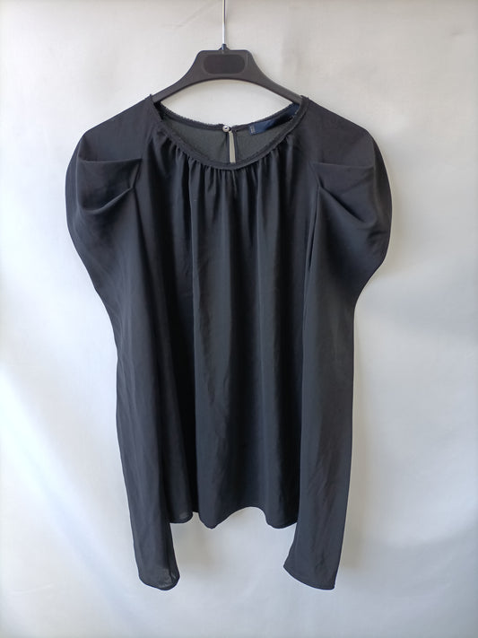 ZARA.Blusa negra T.M