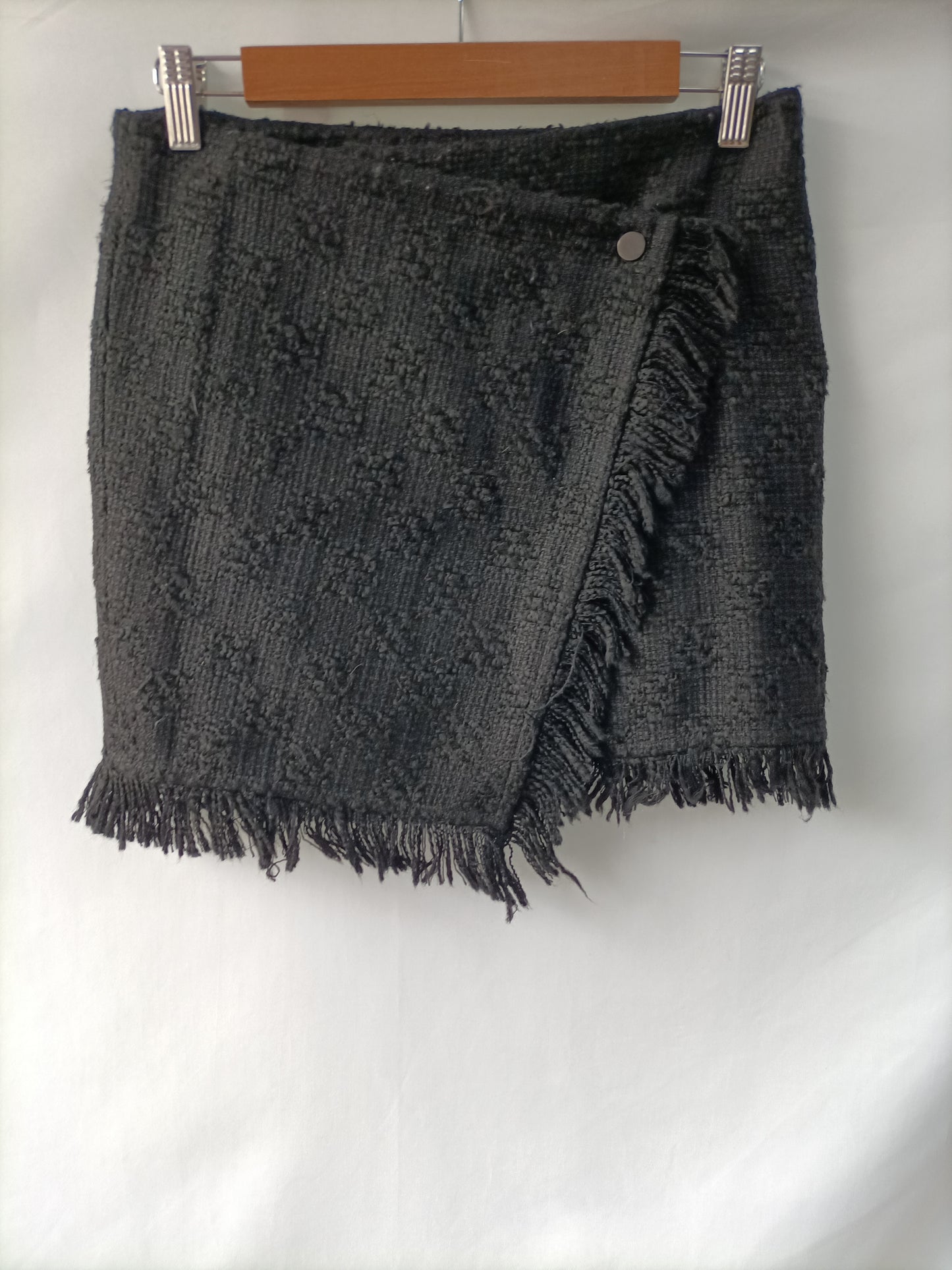 ZARA. Falda negra tweed  T.s