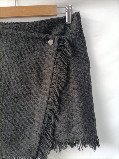 ZARA. Falda negra tweed  T.s