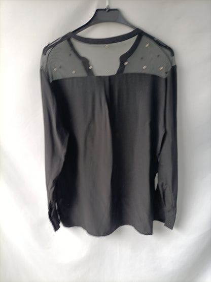 SANDRO. Blusa negra pedrería T.1(s)