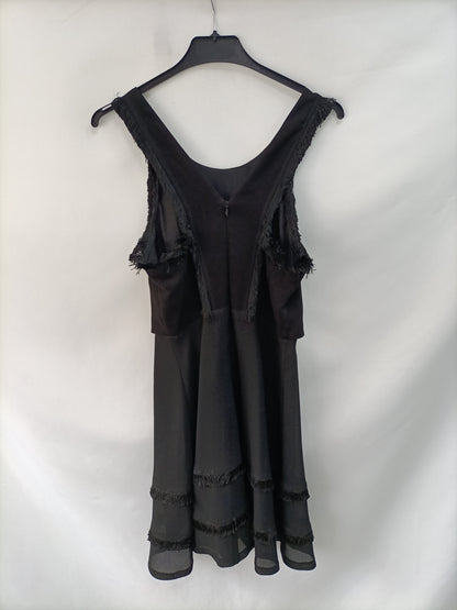 SANDRO. Vestido negro flecos T.1(s)