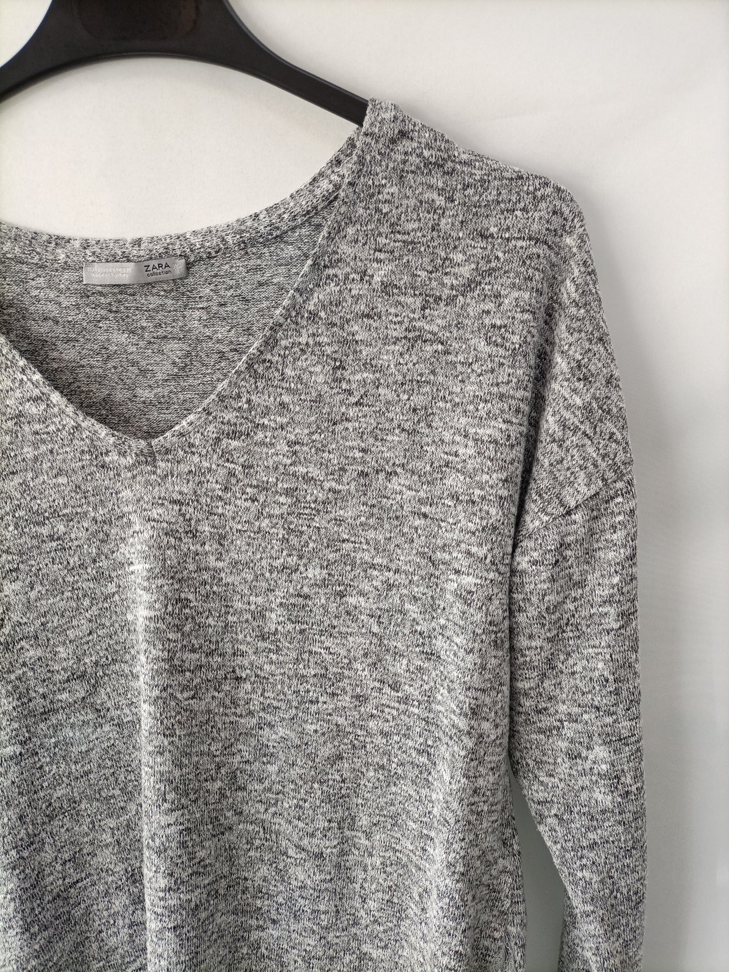 ZARA.Jersey gris detalle encaje T.s