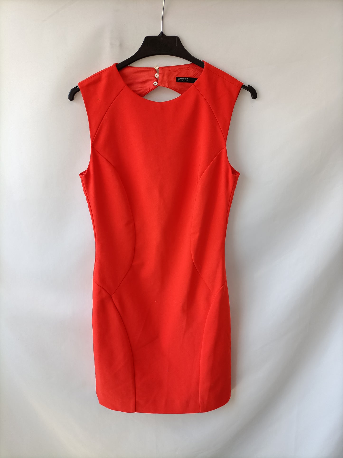 ZARA. Vestido rojo espalda T.s