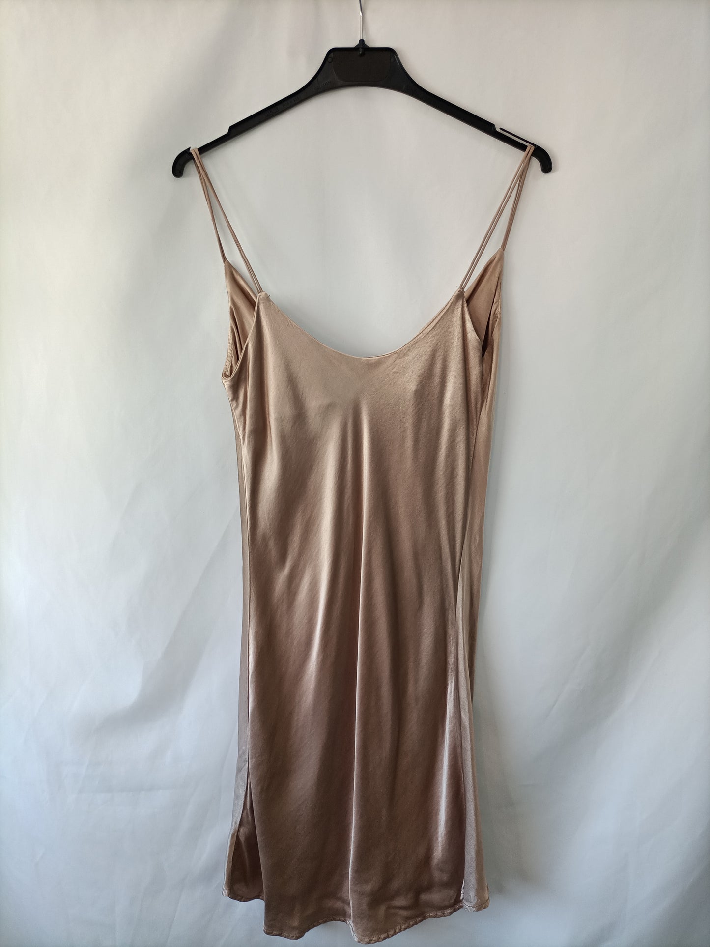 TISSE. Vestido beige lencero Tu(s)