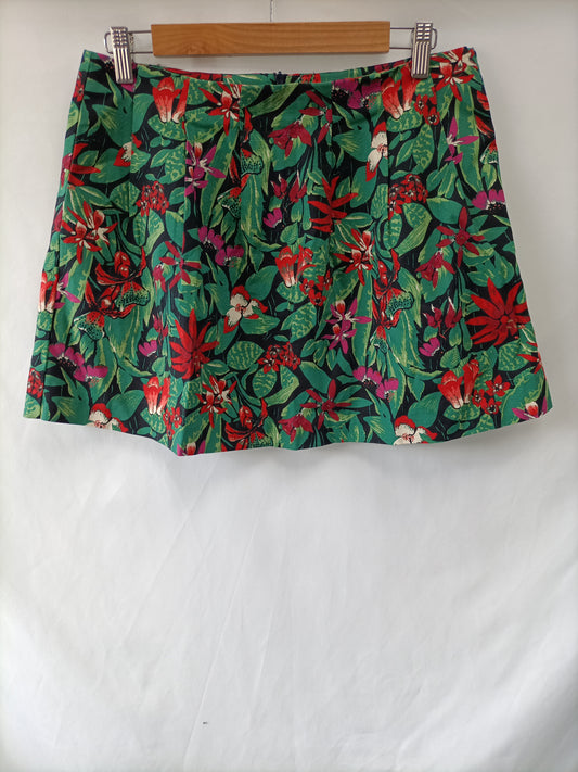 ZARA. Falda hojas verde T.l