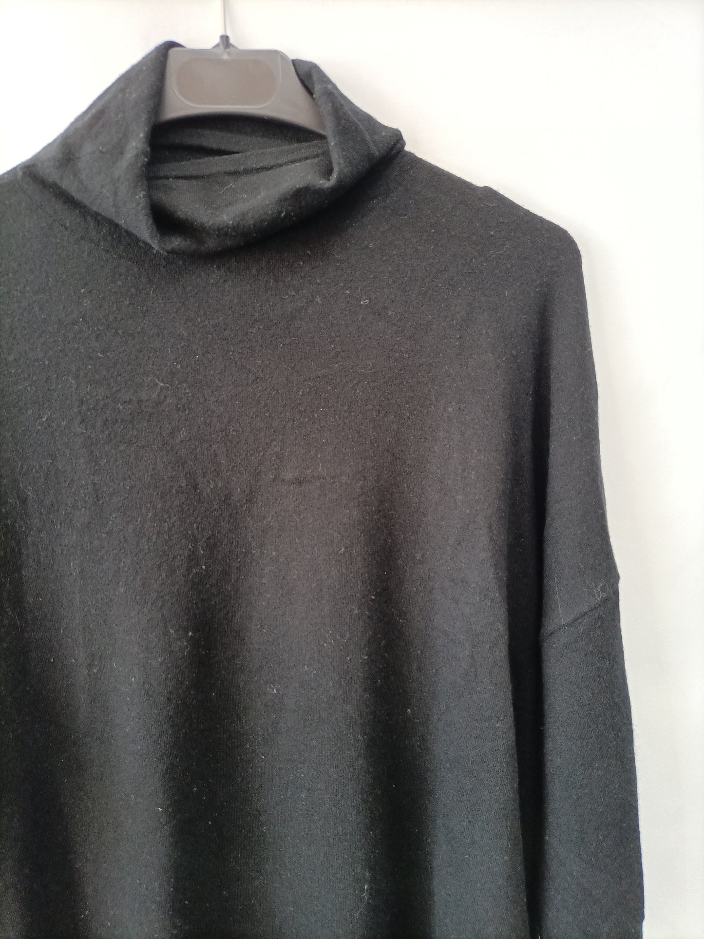 MAXMARA. Jersey cuello perkins negro T.s/m