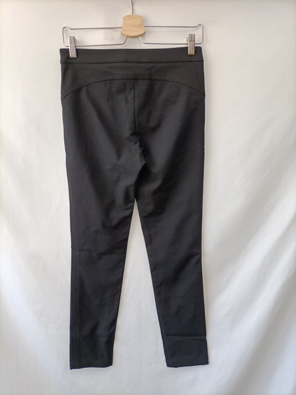 ROBERTO CAVALLI. Pantalón negro ajustado T.36 (40 IT)