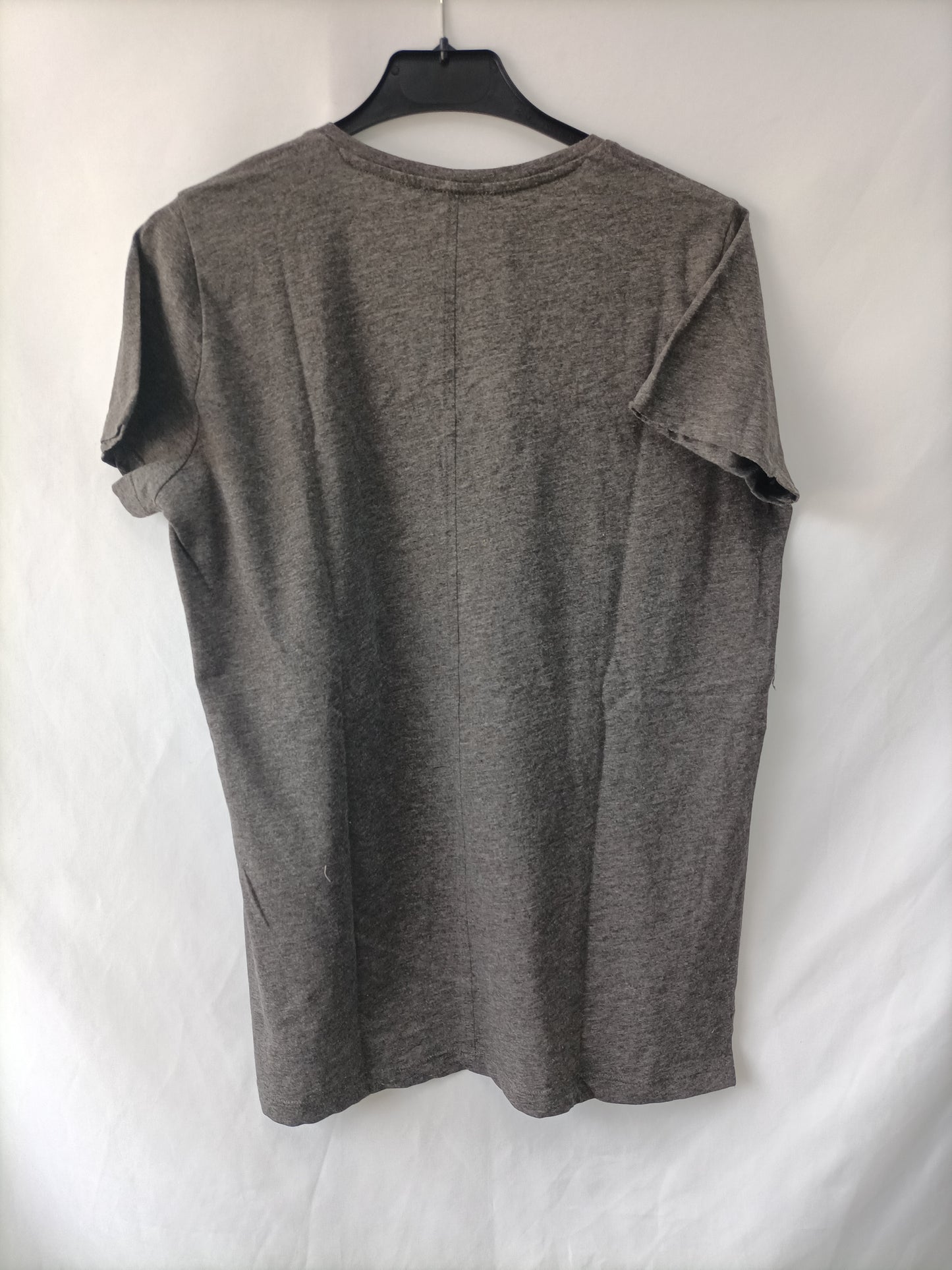 ZARA. Camiseta gris topo T.m