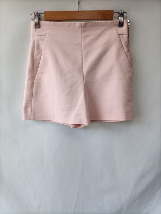 ZARA. Shorts rosa formal T.xs