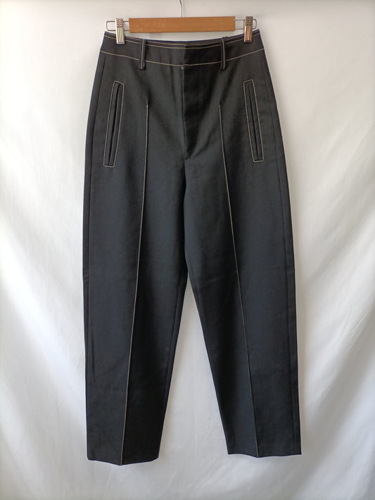 ISABEL MARANT. Pantalón negro costuras T.34