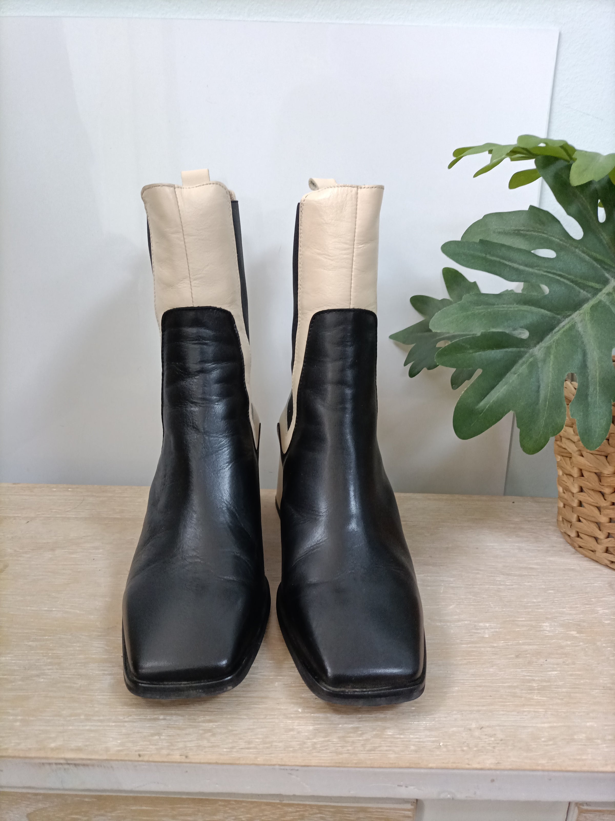 WONDERS. Botas bicolor T.38 Hibuy market