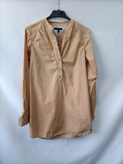 TOMMY HILFIGER. Camisa larga beige T.6(s)