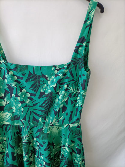 ZARA.Vestido midi verde Flores T.XS