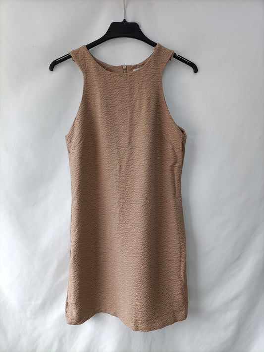 EASY WEAR. Vestido beige textura T.s