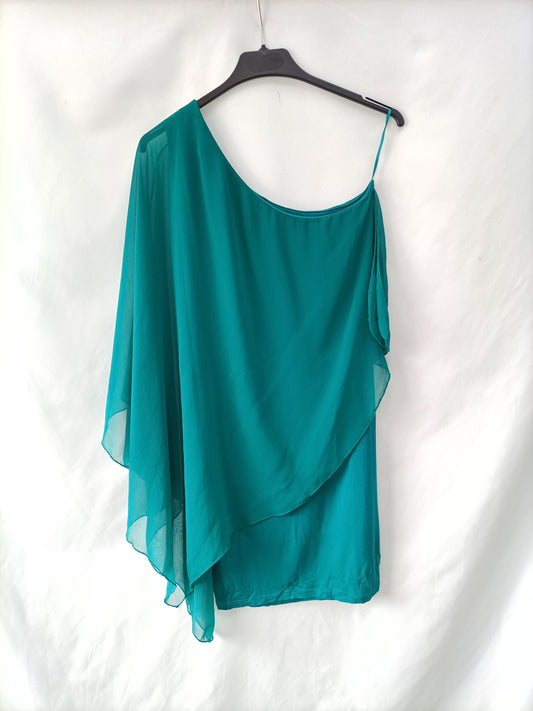 ZARA. Vestido verde asimétrico T.m