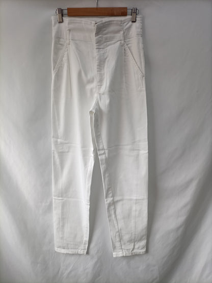 IBLUES. Pantalón carrot fit denim blanco T.34