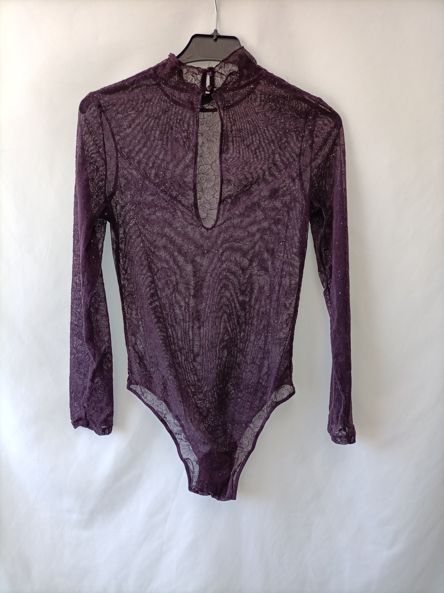 OTRAS. Body morado terciopelo T.u(s)