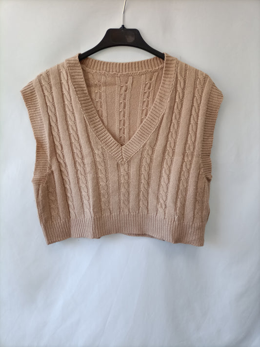 SHEIN. Chaleco ochos beige T.s