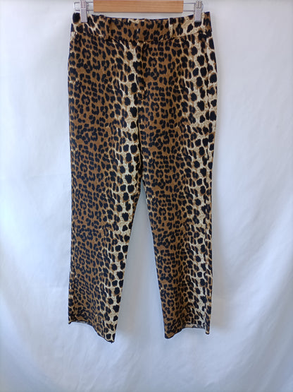 SFERA. Pantalón animal print T.40