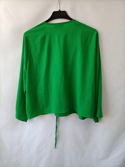 ALFRED SISTER. blusa verde cruzads T.m