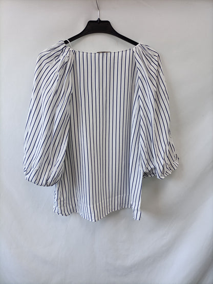 MASSIMO DUTTI. Blusa rayas mangas T.36