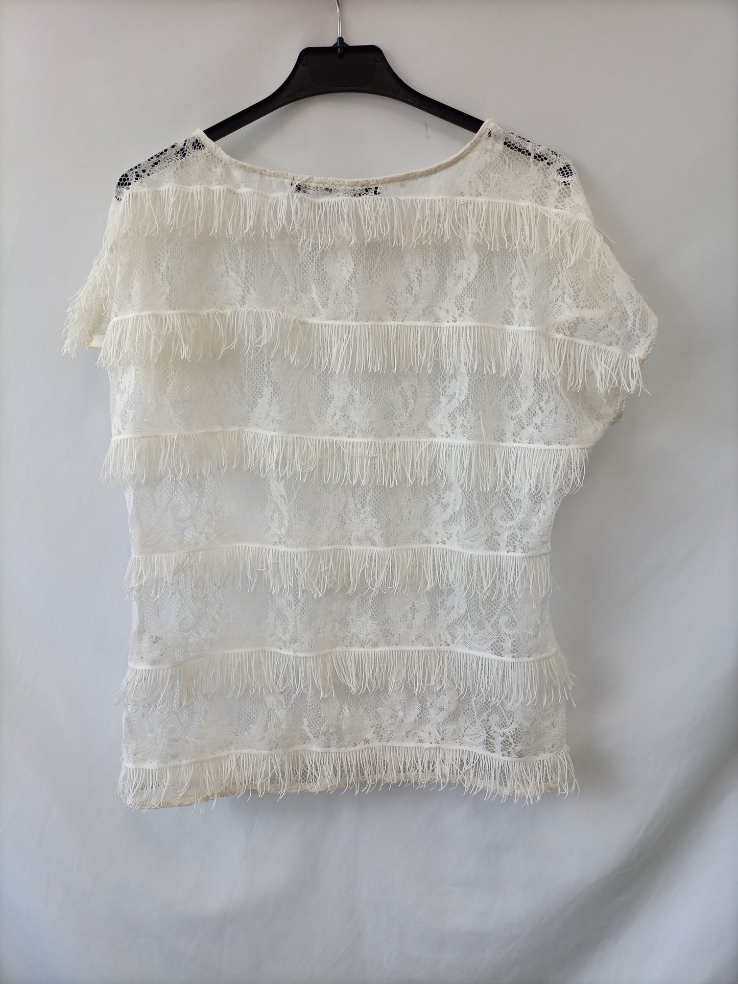 ZARA.Top blanco encaje y flecos T.s