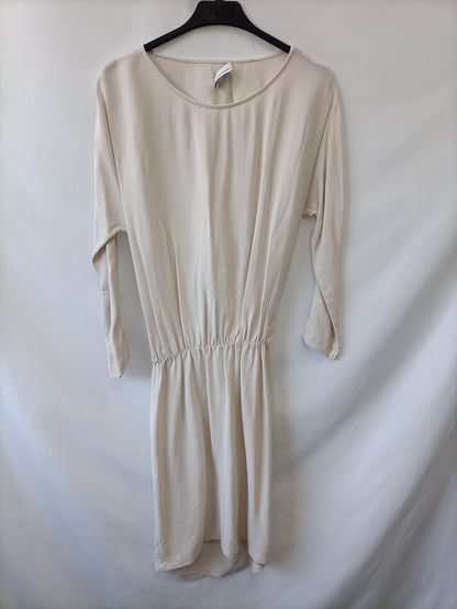 SAMSOE&SAMSOE. Vestido beige espalda T.xs