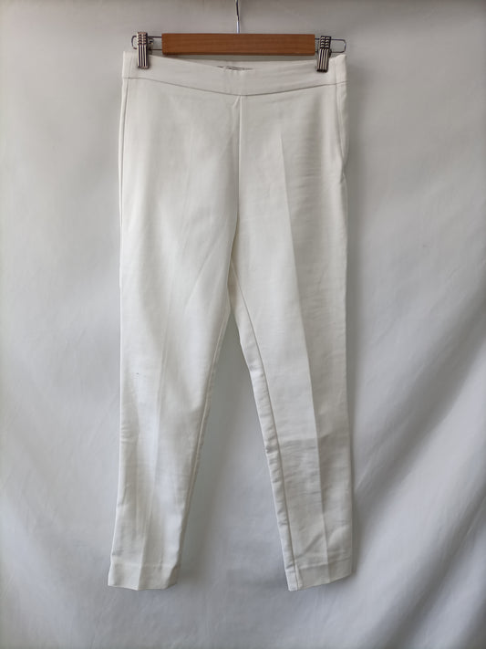 STRADIVARIUS. Pantalón ajustado blanco T.36