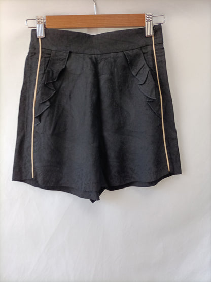 MAJE. Shorts negro Fluido T.34