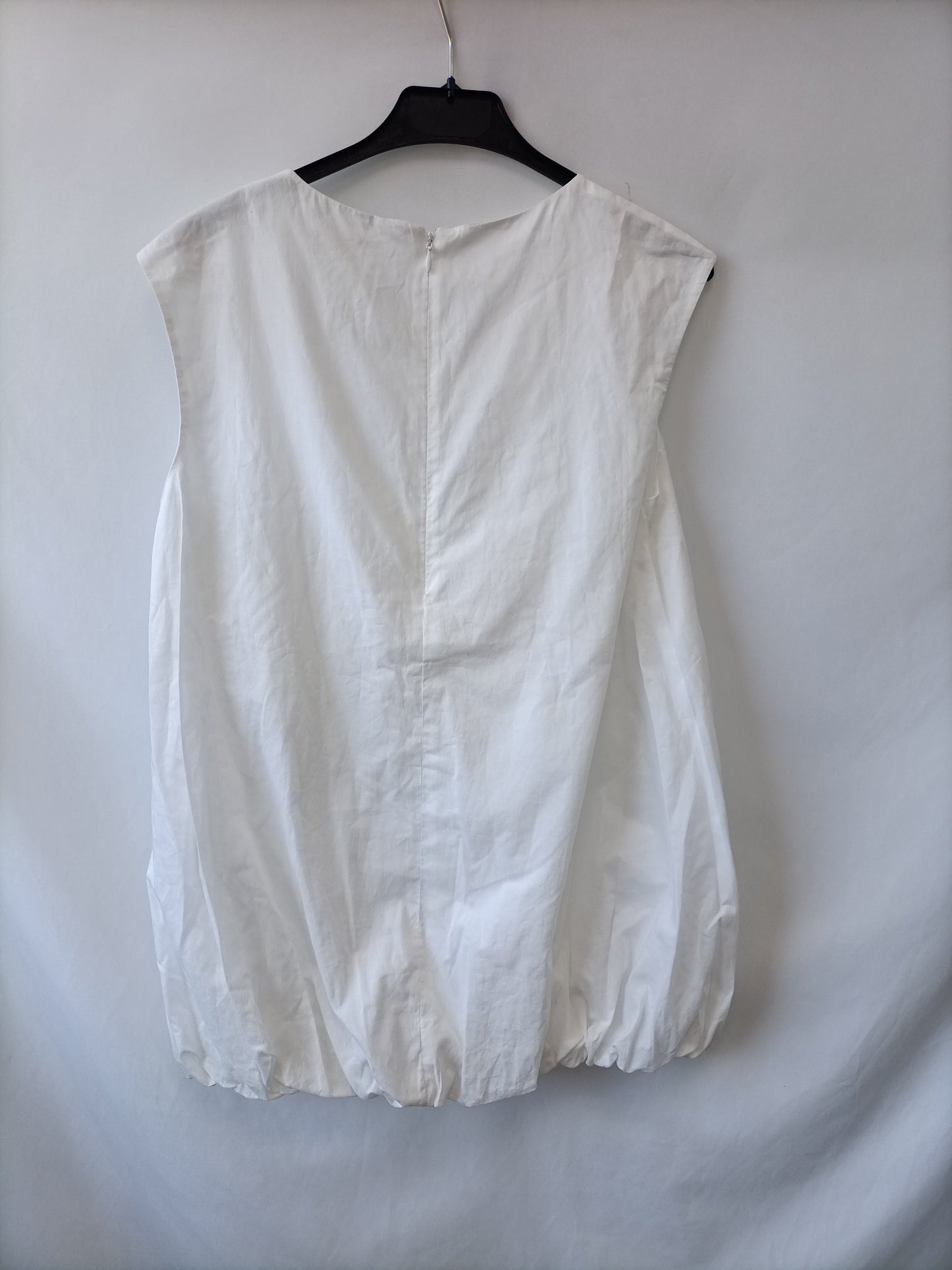 COS.Blusa blanca goma T.38