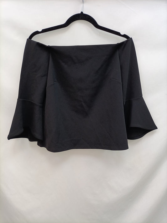 H&M. Blusa negra talla S