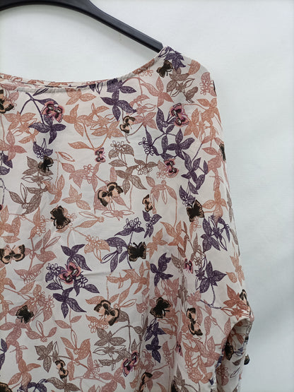 OTRAS. Blusa rosa flores T.u(s/m)