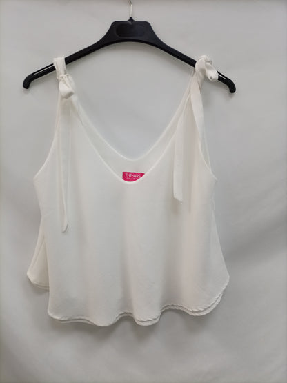 THE ARE. Blusa blanca lazada T.m