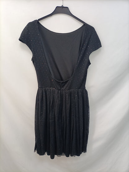 ZARA. Vestido negro tull T.m