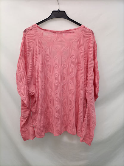 ZARA. Camiseta rosa textura T.l