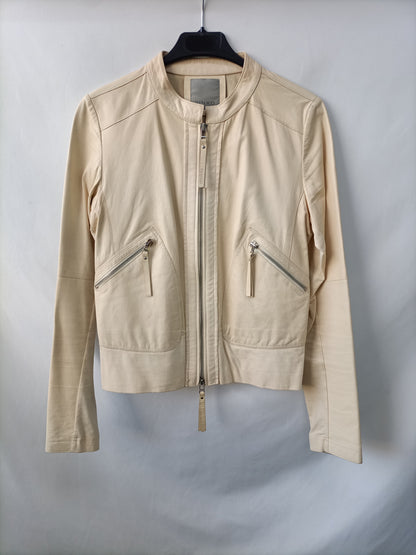 PINKO.Chaqueta beige de piel T.38 (S)