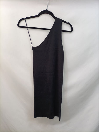 ZARA. Vestido negro asimétrico T.l