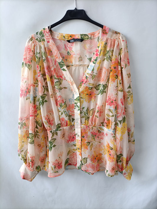 ZARA.Blusa flores semitransparente T.s