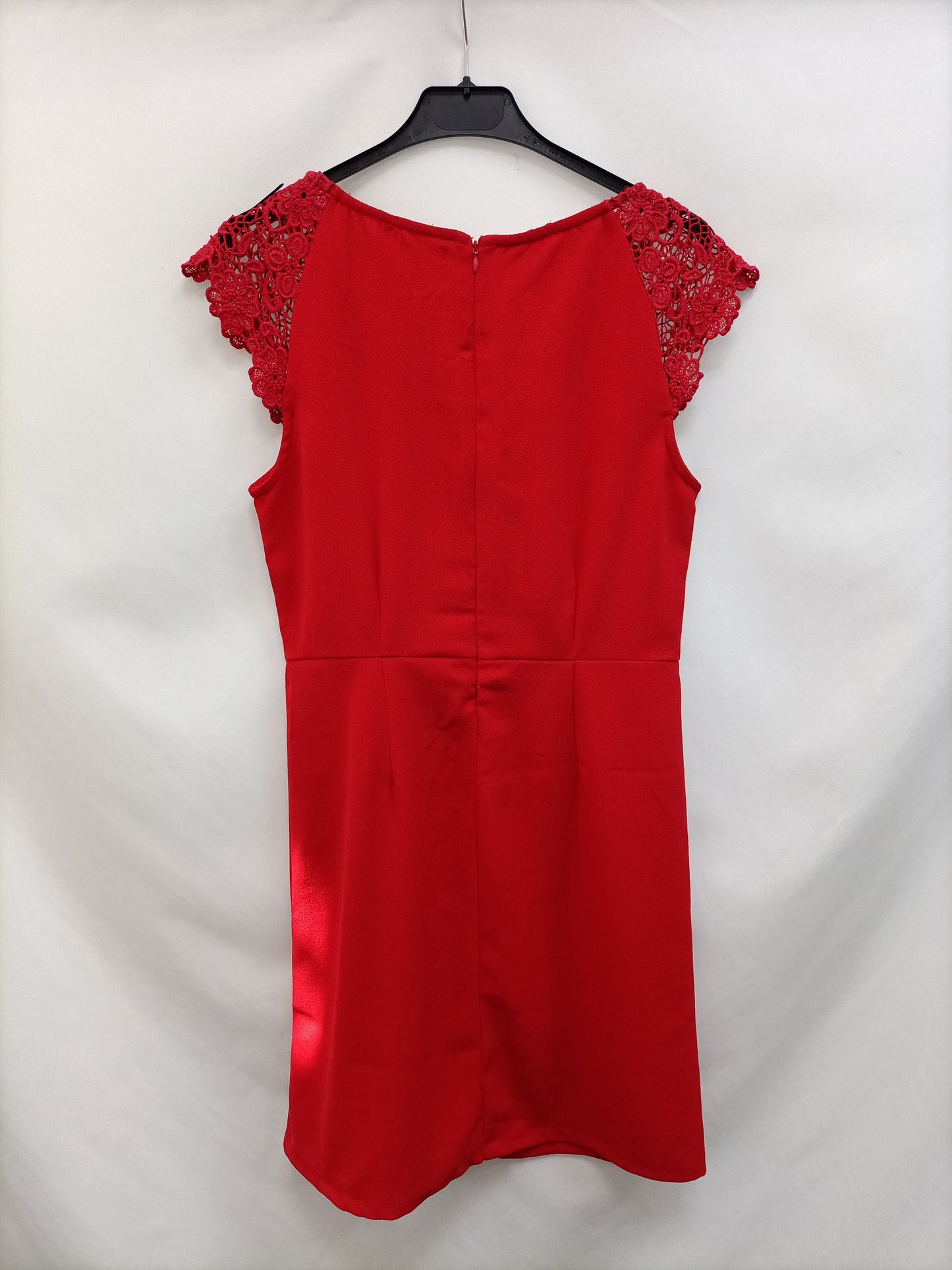 AMICHI.Vestido rojo detalle encaje T.m