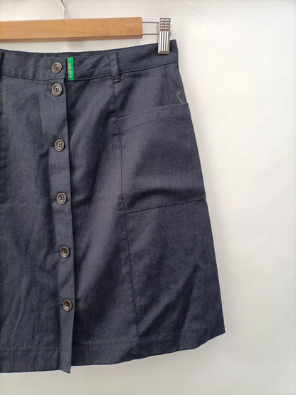 BENETTON.Falda denim botones T.38