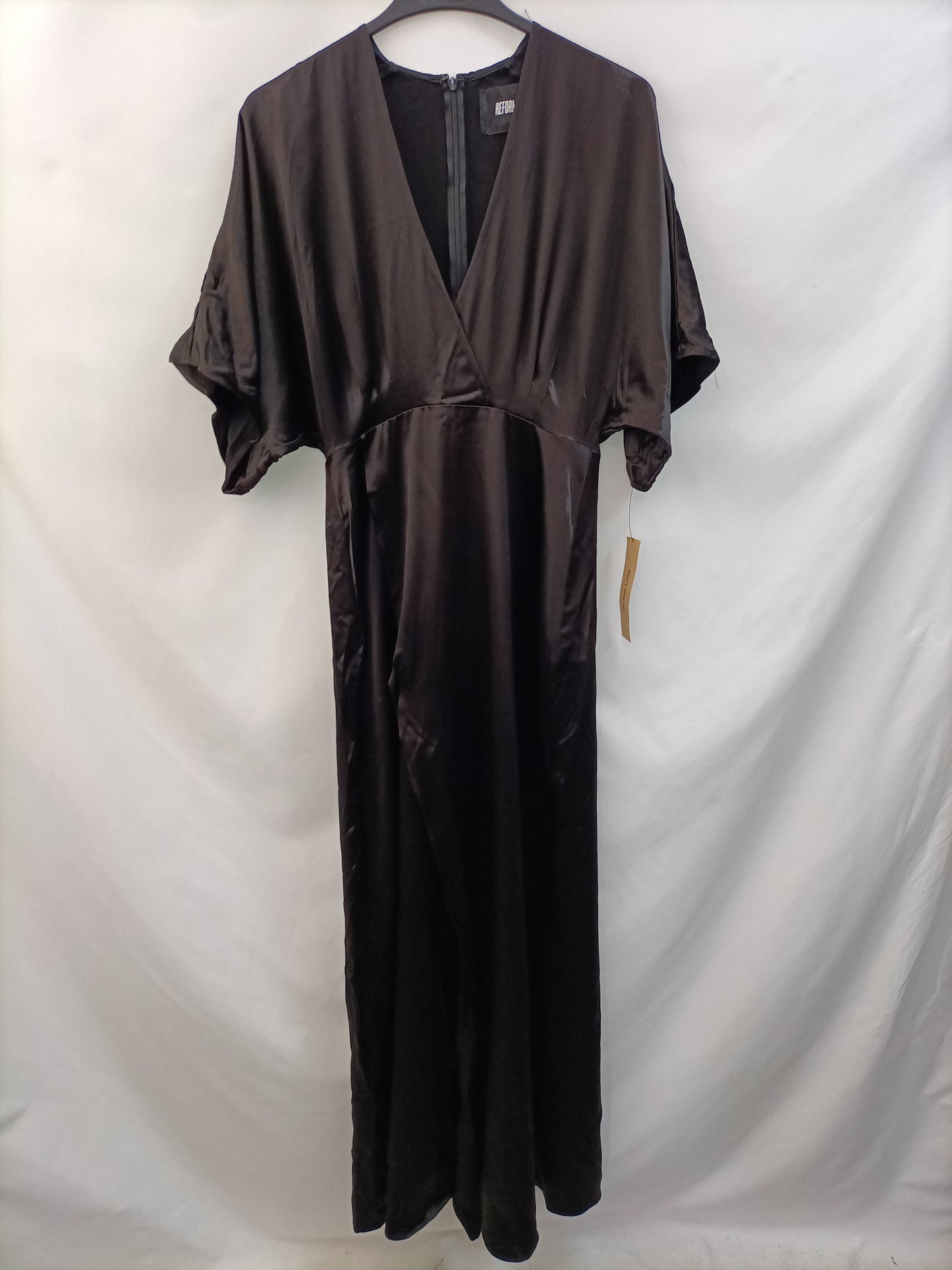 REFORMATION.Vestido negro satinado largo T.s