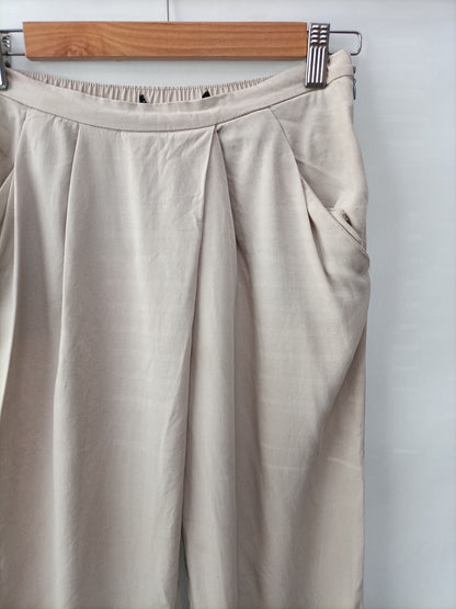 OTRAS (ZARA). Pantalón beige Fluido T.u(34)